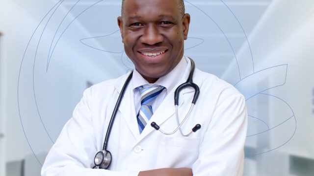 Dr Manuel Chalas